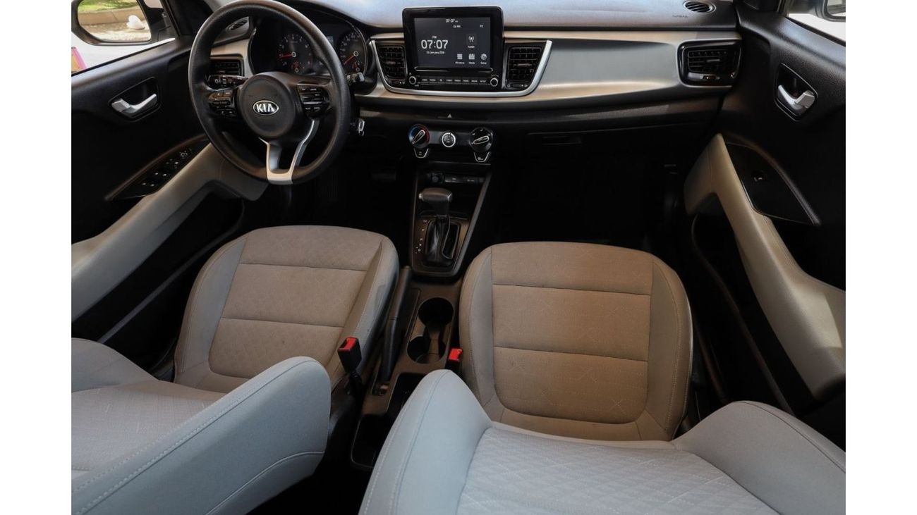 Kia Rio Kia Rio 2021 GCC under Agency Warranty with Flexible Down-Payment.