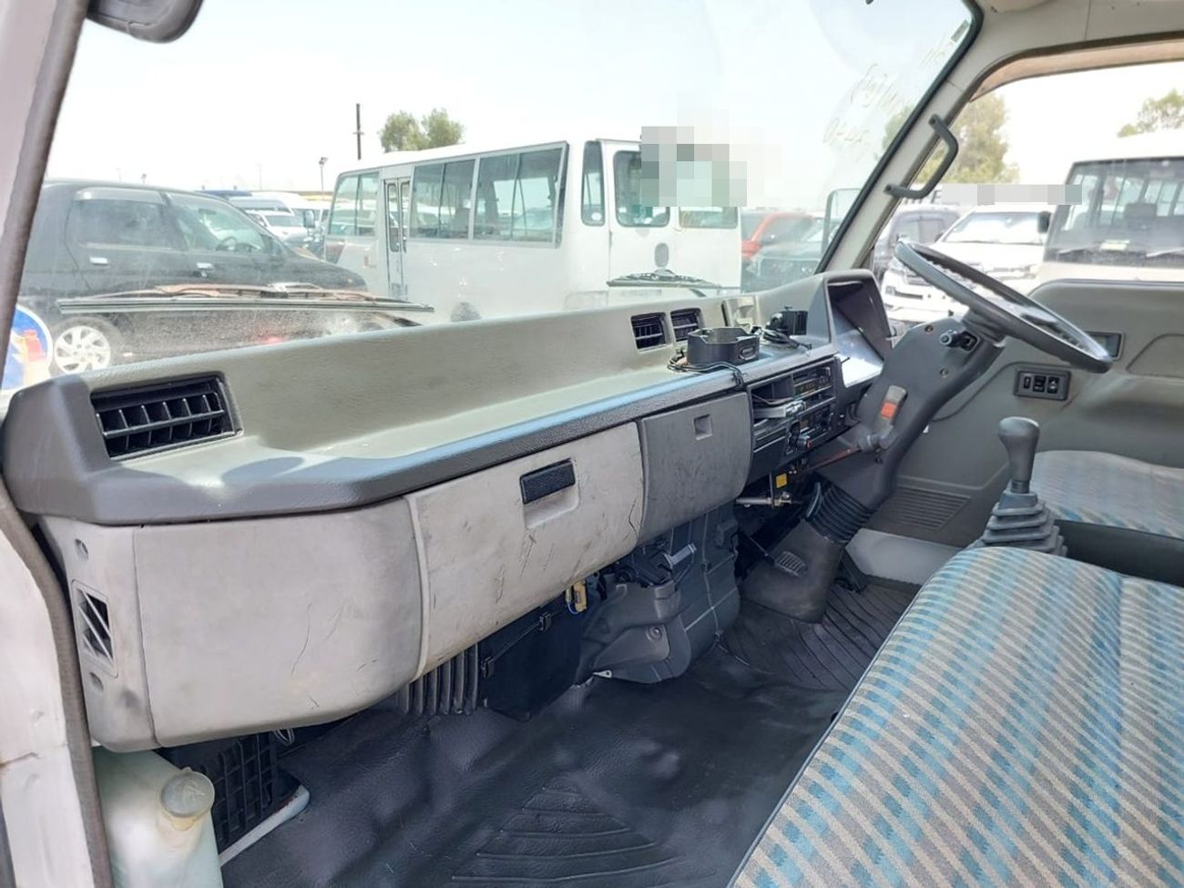 Mitsubishi Fuso Canter MITSUBISHI CANTER 4D33 TRUCK RHD 1993 MODEL 4.2 L DIESEL MANUAL(PM81723)