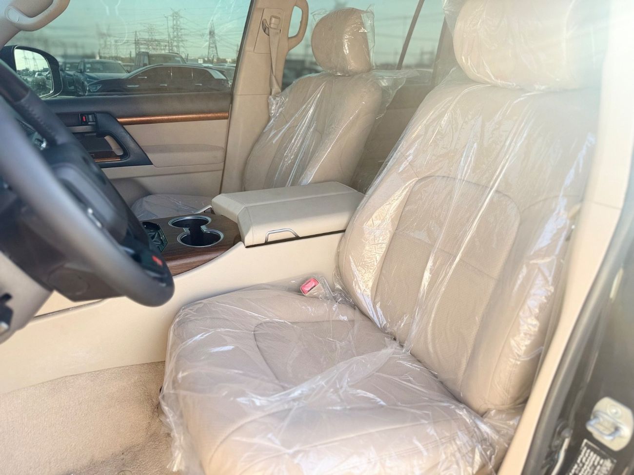 Toyota Land Cruiser Toyota Land Cruiser model 2016 V8 fuel petrol