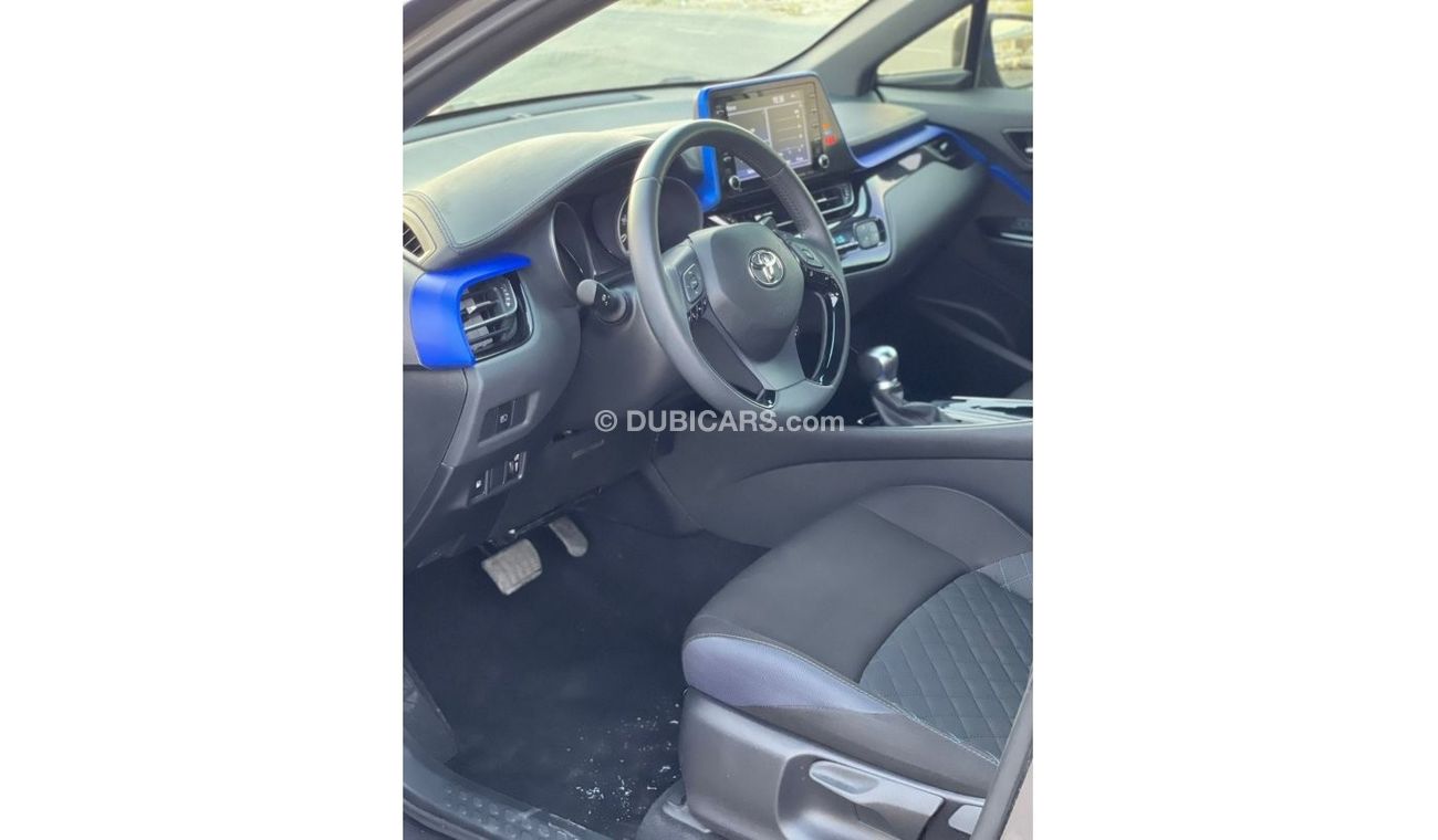Toyota CHR 2021 Toyota C-HR Limited NightShade Edition With blue Guide Lines Inside