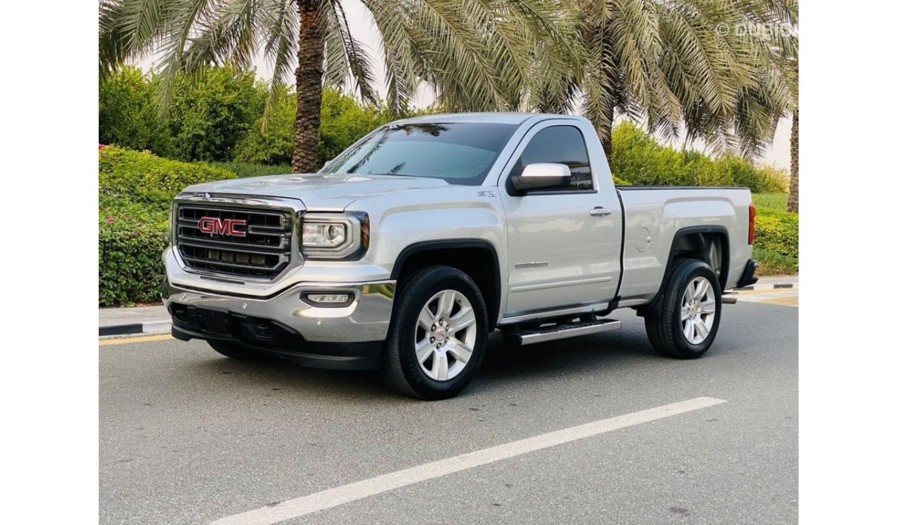 GMC Sierra GMC Sierra SLE pick up 2016 GCC perfect condition clean car