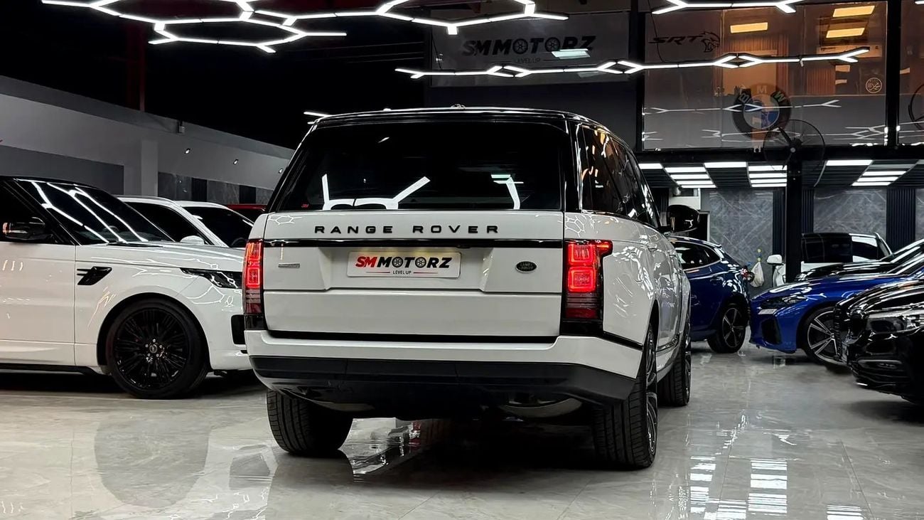 Land Rover Range Rover LWB HSE P360 3.0L GCC VOUGE V8 HSE FULL ORIGINAL PAINT AND SERVICE HISTORY