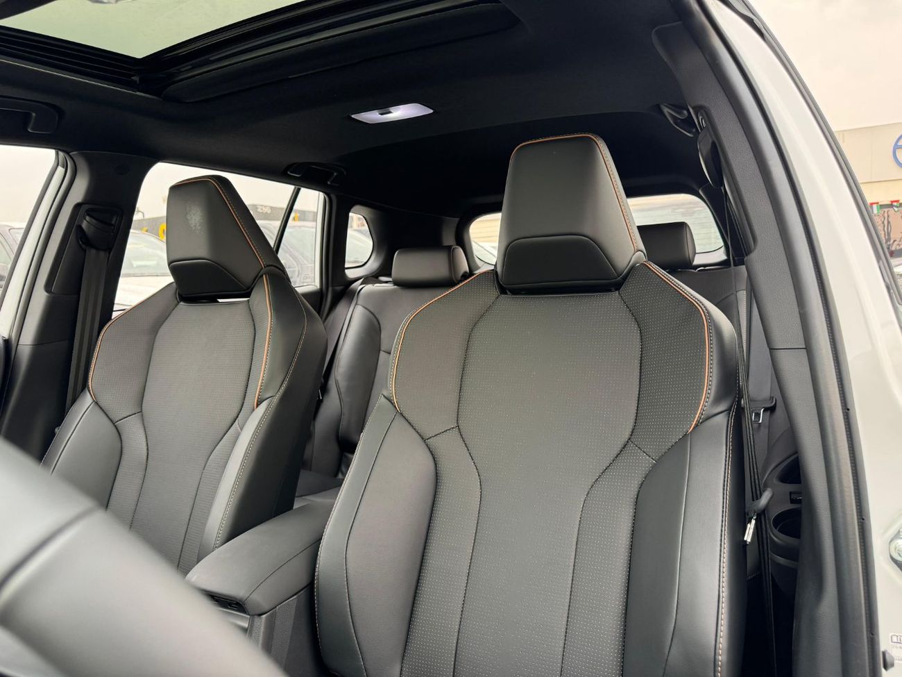 Toyota Corolla Cross Facelift 2.0L HEV FWD 2025 Export Price @ 72,500 AED