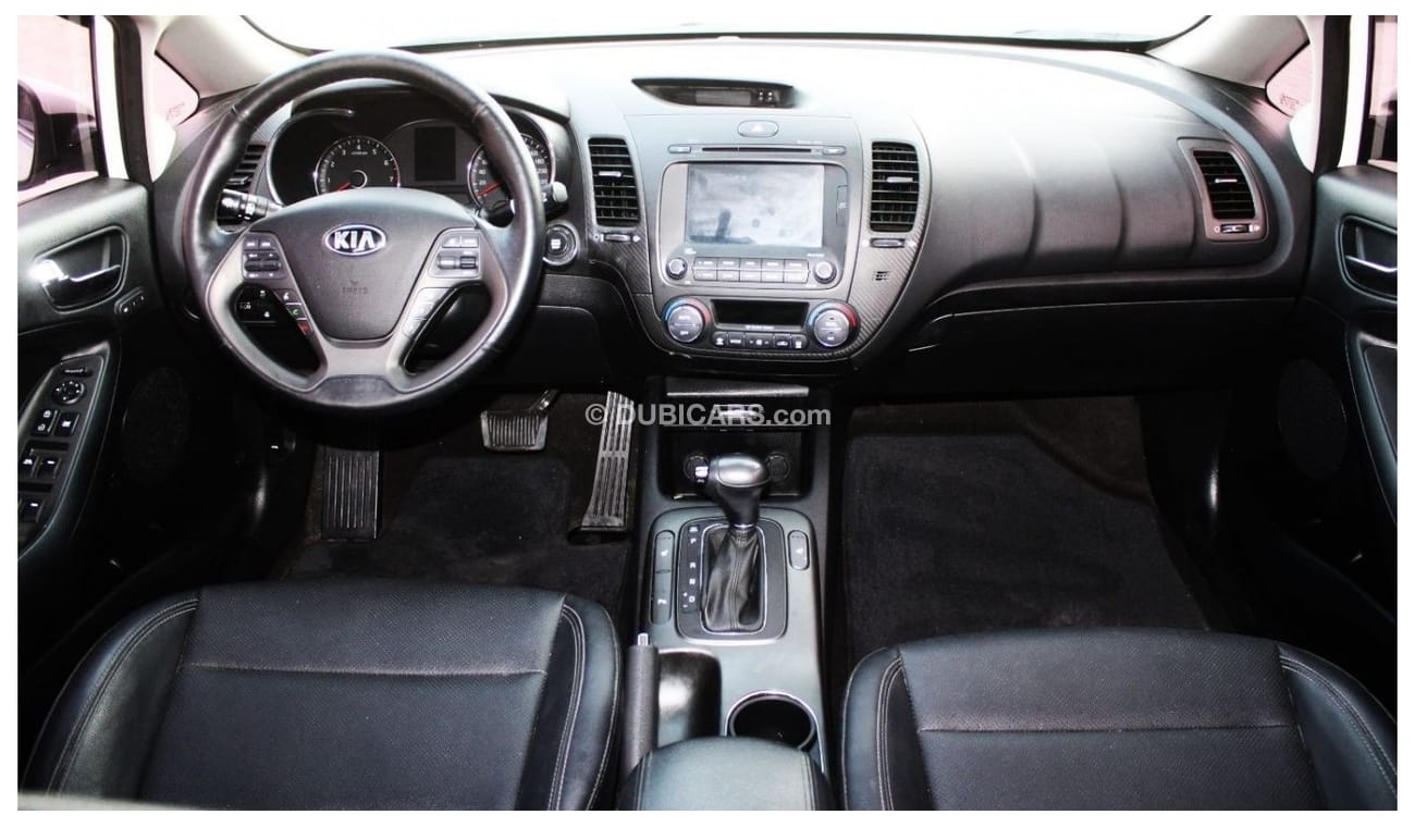 Kia K3 Kia Cerato 2015, imported from Korea, in excellent condition