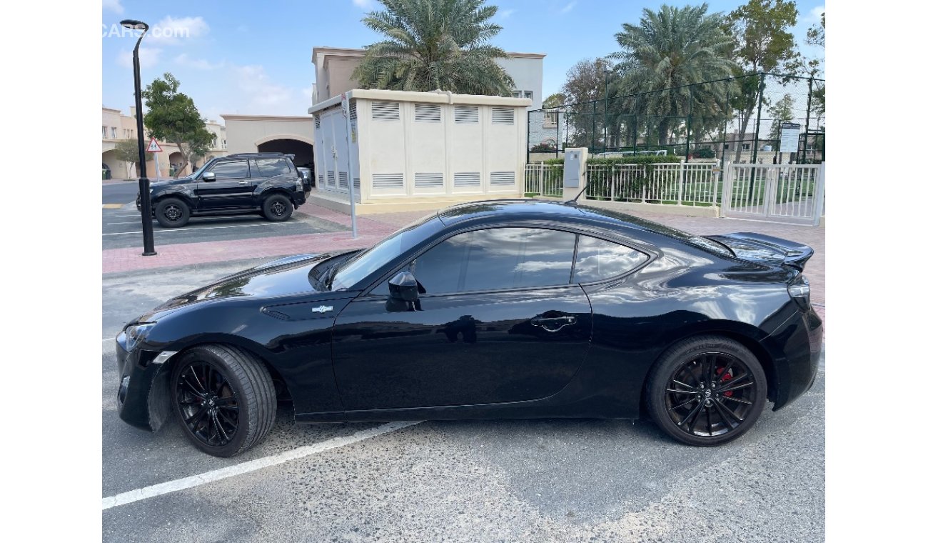 Toyota 86 2013 (Manual Transmission)  | GCC Specs |Upgraded Borla Exhaust | Upgraded Headlig