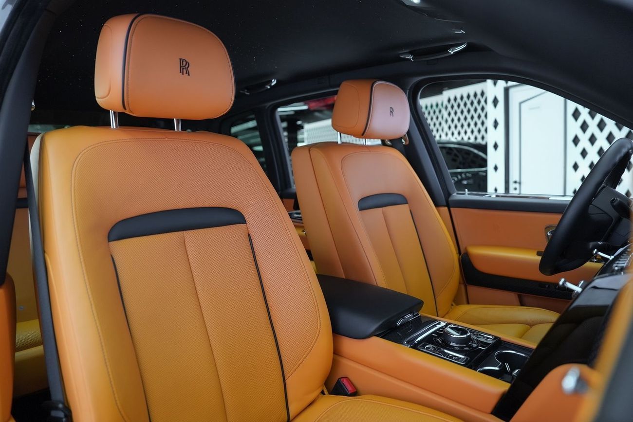 Rolls-Royce Cullinan Rolls Royce Cullinan Black Badge