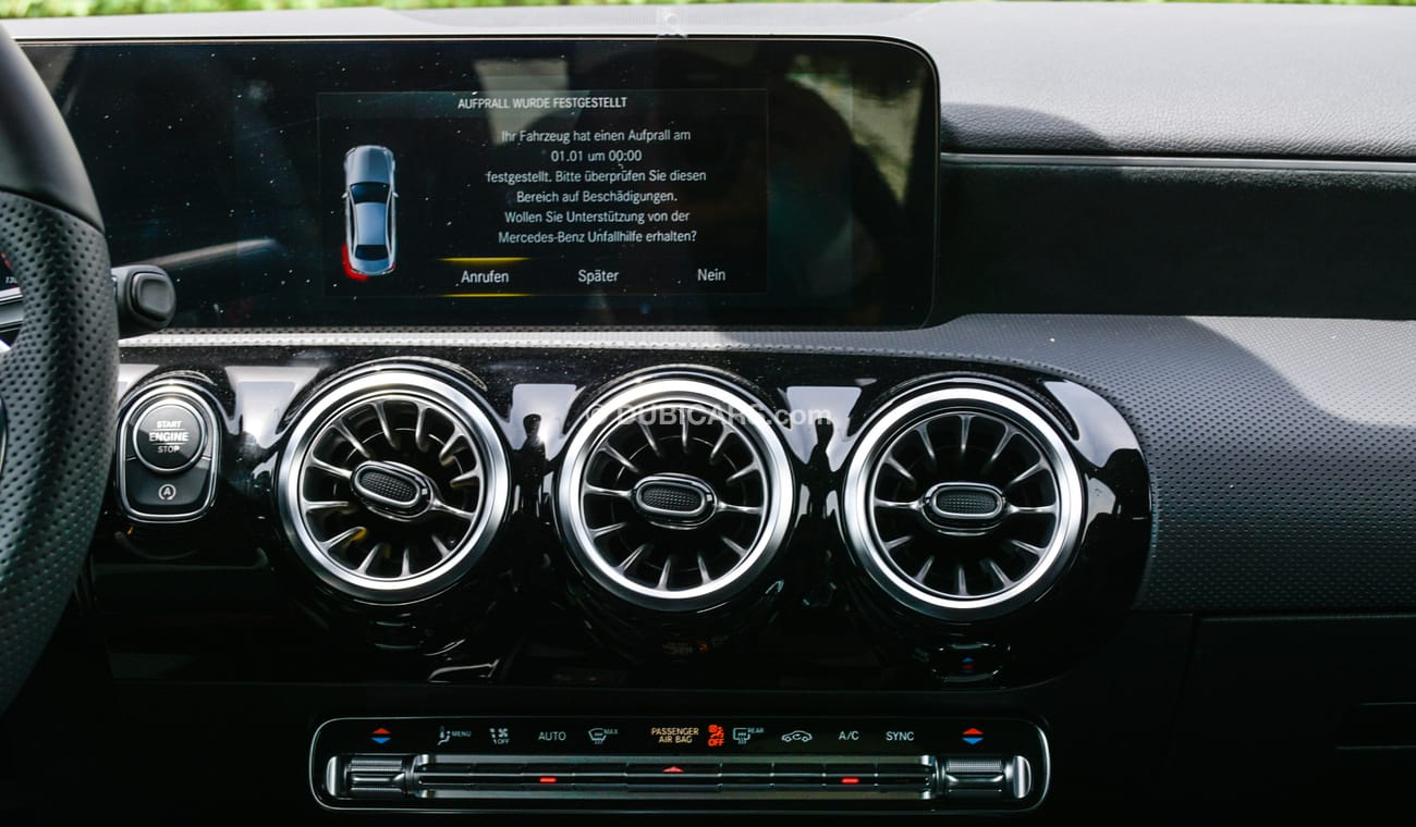 Mercedes-Benz A 200 Night Package AMG MY2021