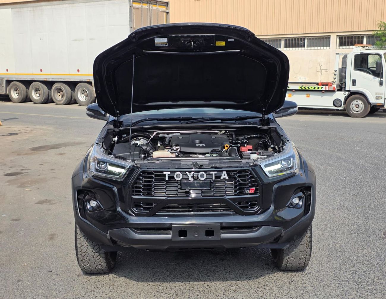 Toyota Hilux RIGHT HAND DRIVE ONLY FOR EXPORT 2.8 LITER SHAPE MODIFIED 2024