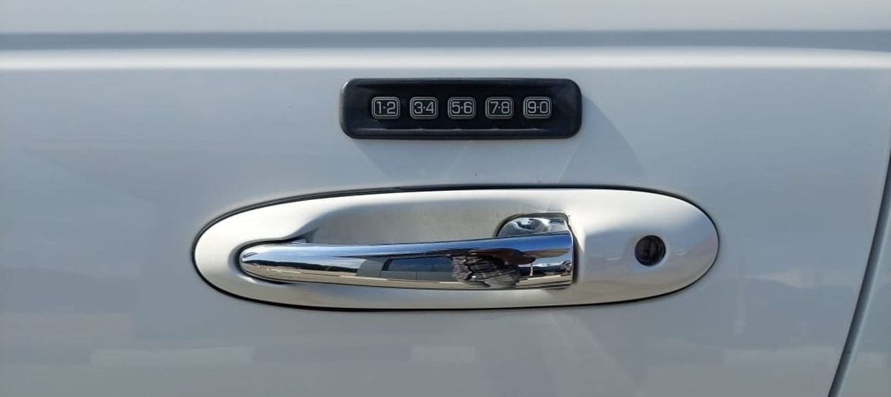 لينكولن تاون كار very clean car