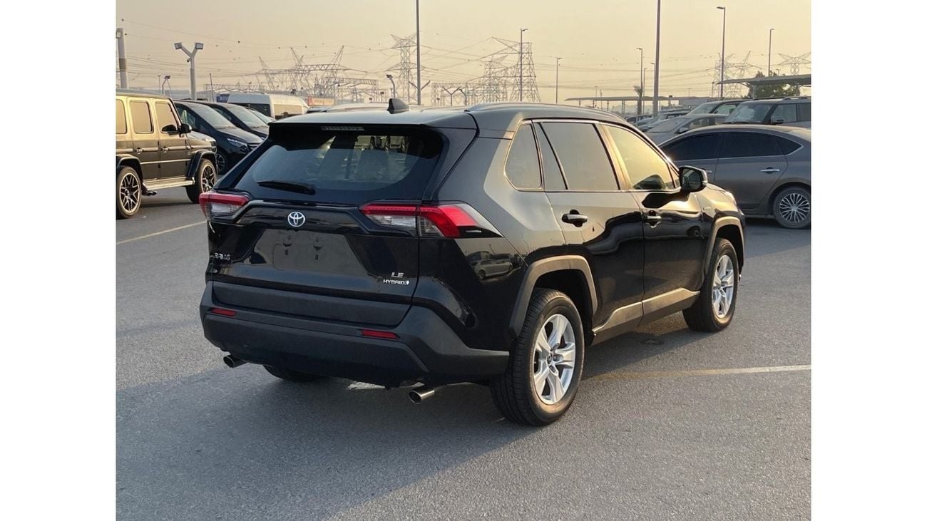 تويوتا راف ٤ LE