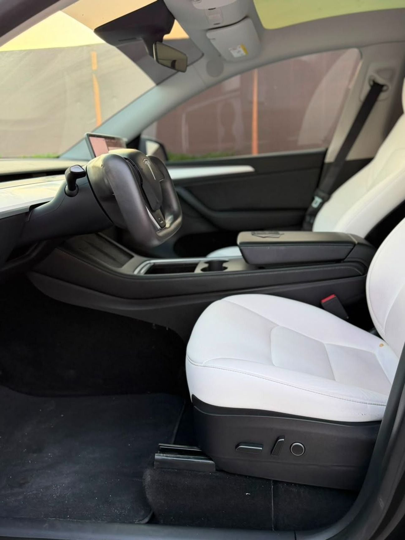 Tesla Model Y LONG RANGE