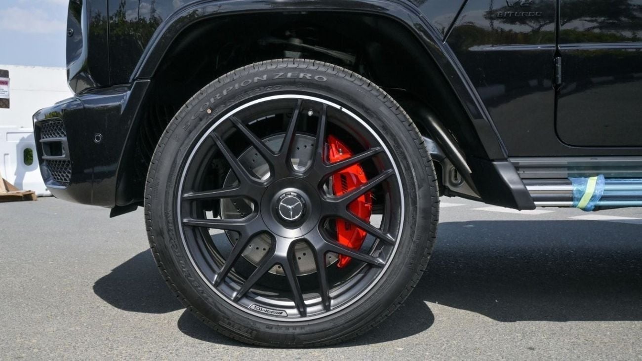 Mercedes-Benz G 63 AMG Mercedes-Benz G63 AMG | 22" Alloy Rim | Original Rear Entertainment | 2024