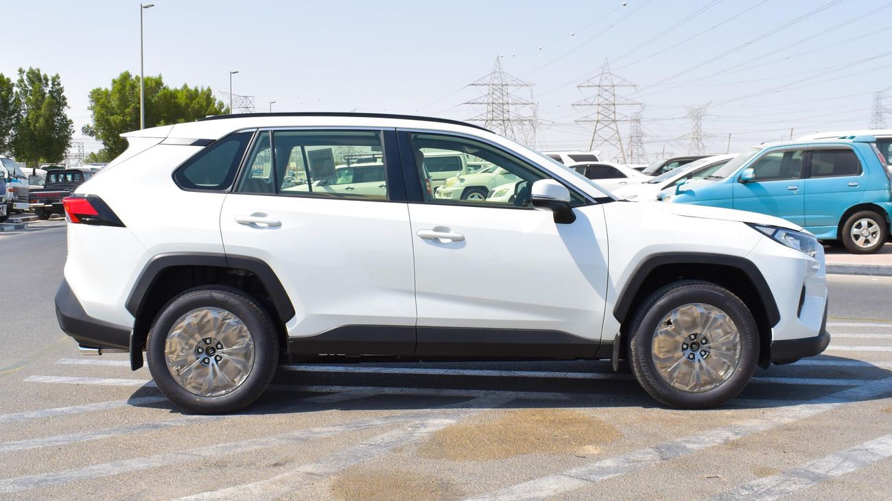 Toyota RAV4 XLE 2.0L V4 4WD | 2022 | Petrol | For Export Only