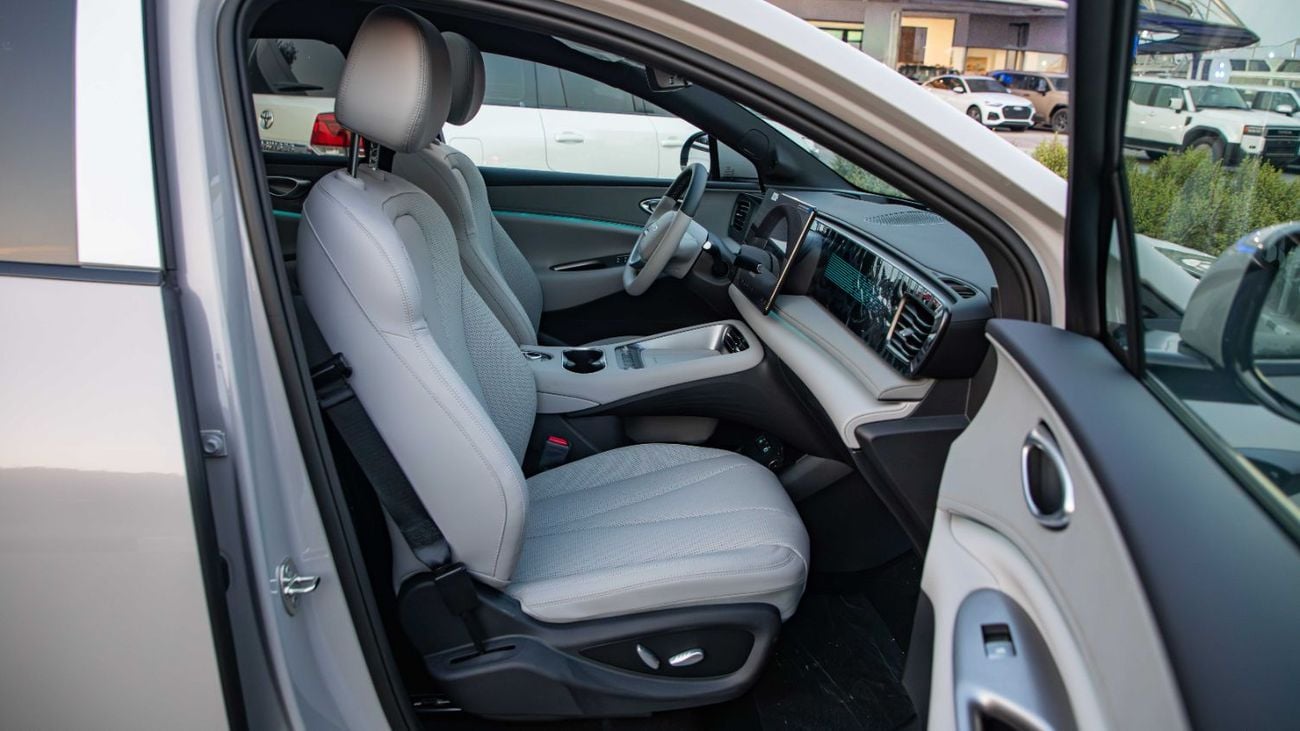 بي واي دي سيليون 06 170KM PILOT PLUS EDITION with HUD | 2025 | Ready Stock Limited QTY | For Local Registration +10