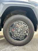 تويوتا هيلوكس Toyota Hilux Toyota Hilux GR Sport 4.0L