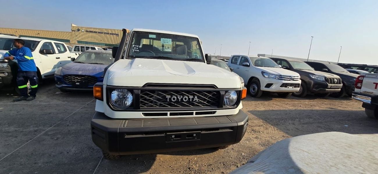 تويوتا لاند كروزر بيك آب Toyota LC79 RHD Single Cabin 4.2L Diesel 2025