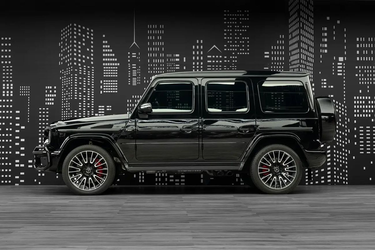 Mercedes Benz G63 AMG 4MATIC SUV MERCEDES | G63 AMG | FULL BODY KIT 2025 | GCC SPECS DEALER WARRANTY + SERVICE CONTRACT GA