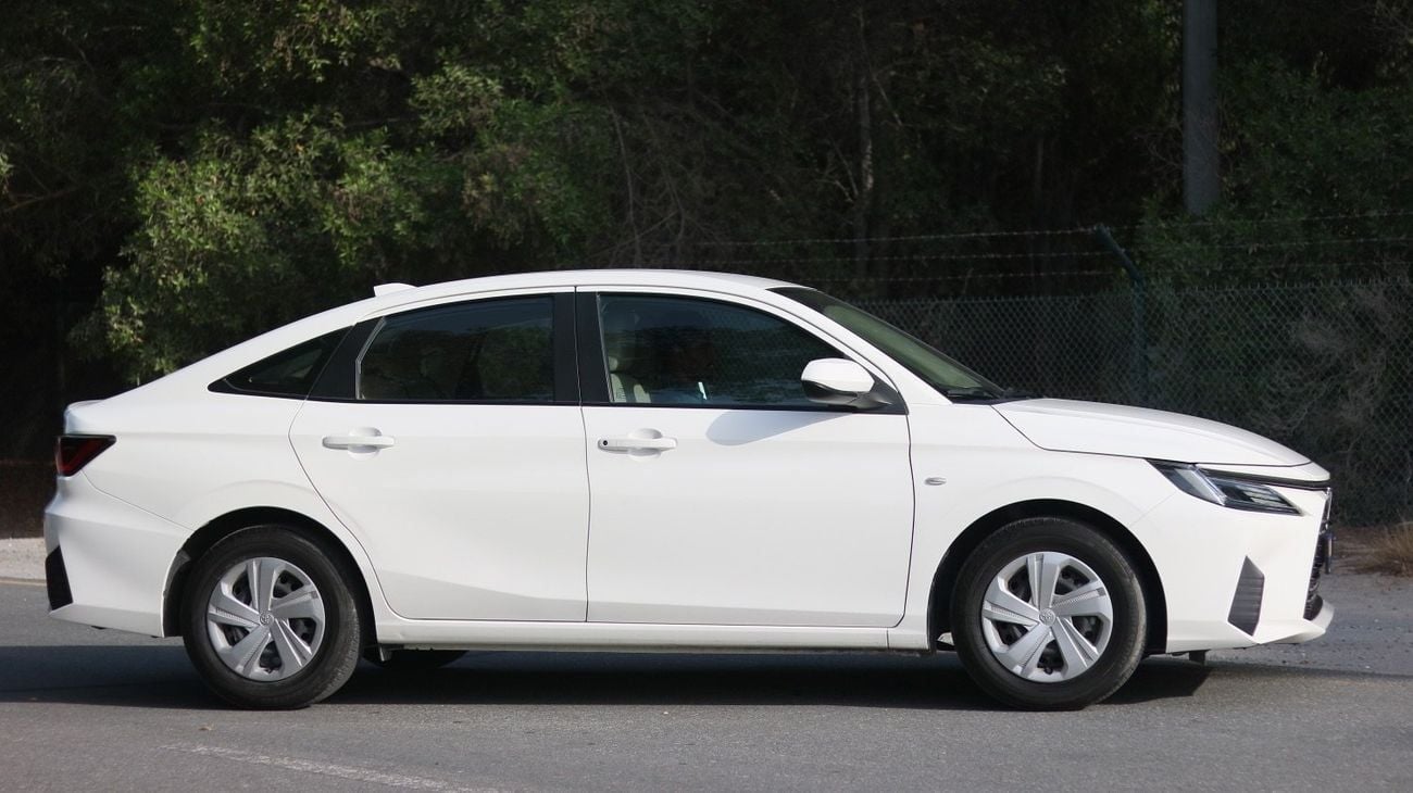 Toyota Yaris 1.5L G| FREE Agency Warranty | Zero Downpayment | Complete Service History