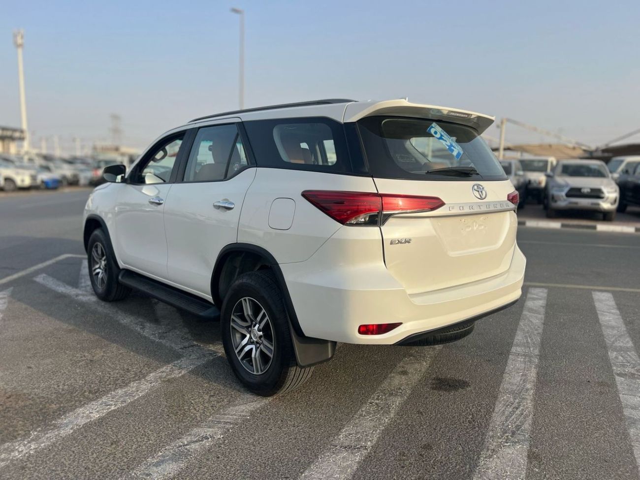 تويوتا فورتونر 2021 TOYOTA FORTUNER V4 2.7L - 4X4  4Wheel Drive - Rear Camera