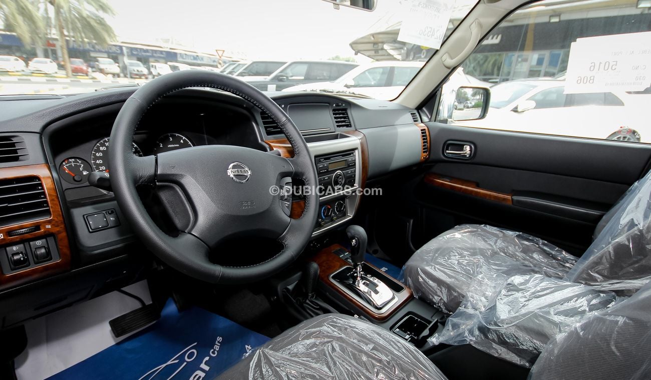 Nissan Patrol Safari AT 4 Doors