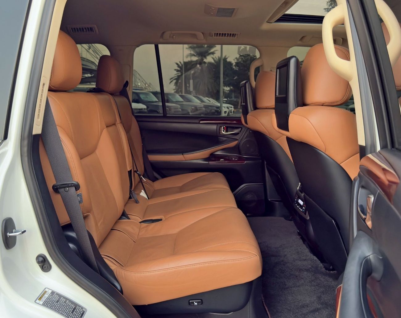 لكزس LX 570 Platinum 5.7L