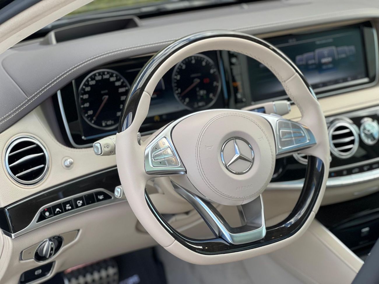 Mercedes-Benz S 400 Mercedes  S400L AMG Full option Panoramic  360 Camera Head Up-Display  GCC 2015