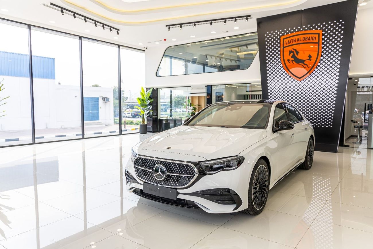 Mercedes-Benz E200 Mercedes-Benz E200 Premium Plus | AMG Night Package | Super Screen | Fully Loaded | Opalite white |