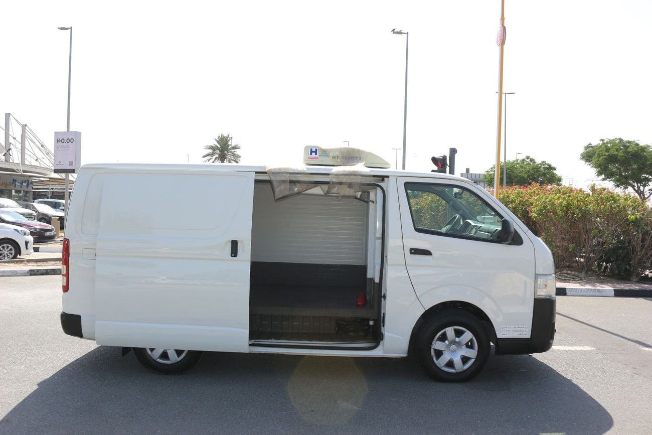 تويوتا هاياس GL -Standard Roof  Panal Van 2.7L