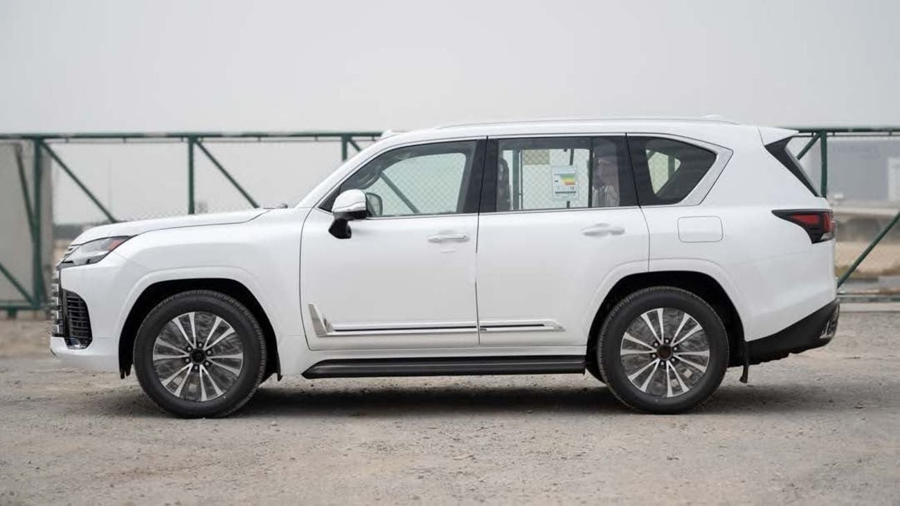 Lexus LX 700h LEXUS LX700H 3.5L HEV URBAN -2025