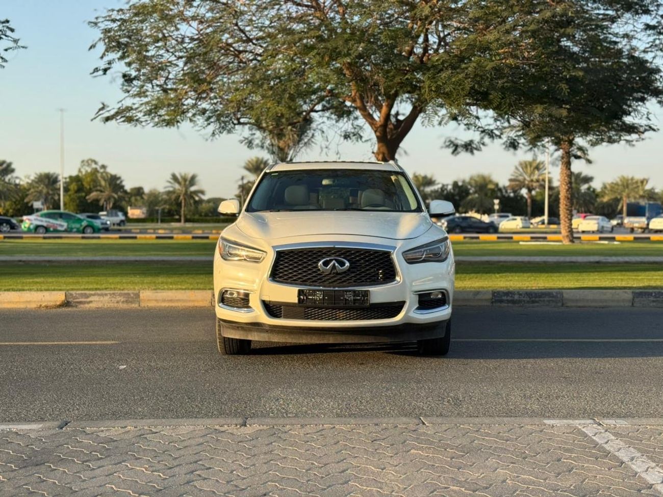 إنفينيتي QX60 Premium 3.5L