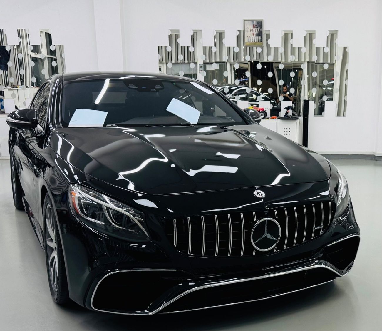 Mercedes-Benz S 63 AMG Coupe S63 .. V8 .. Perfect Condition .