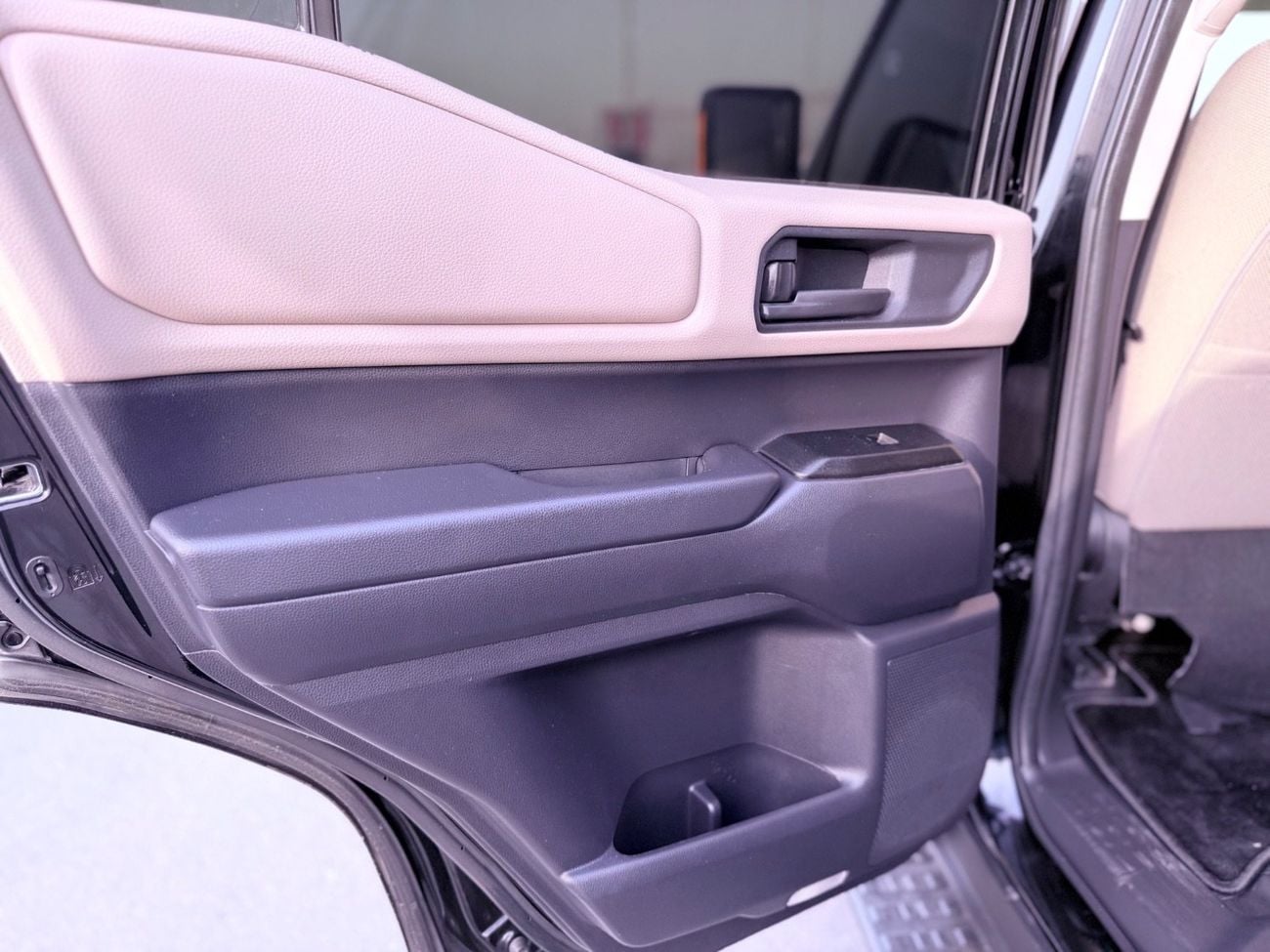 Toyota Prado TX-L Top 2.7L