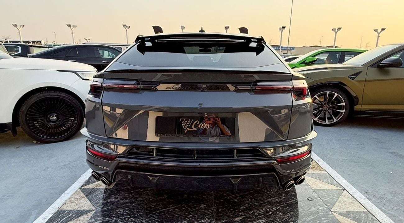 Lamborghini Urus 4.0T V8 Performante LAMBORGHINI URUS Performante -  4.0T V8 - 2024 - DEALER WARRANTY