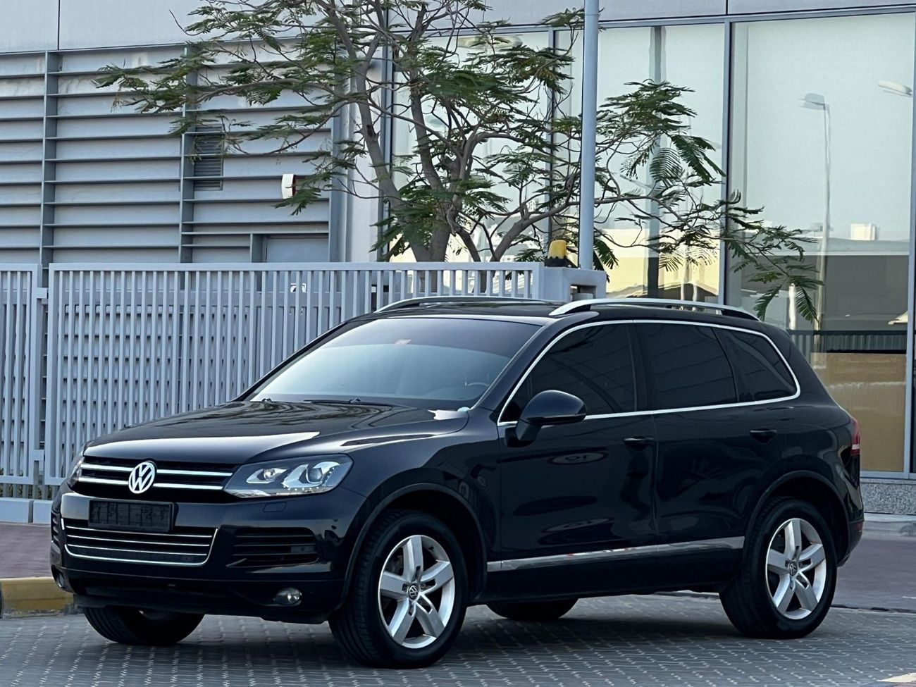 Volkswagen Touareg TOUAREG 2014 GCC V6 PERFECT CONDITION // ACCIDENT FREE // FULL OPITION