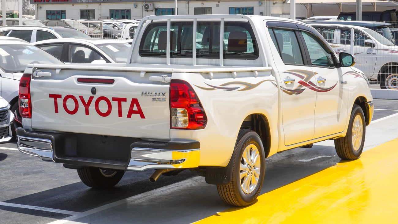 Toyota Hilux SR5 2.7 L