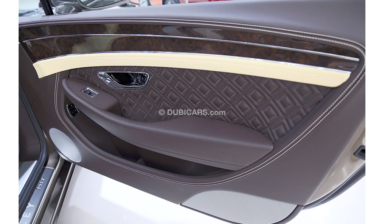 بنتلي كونتيننتال جي تي سي 2020