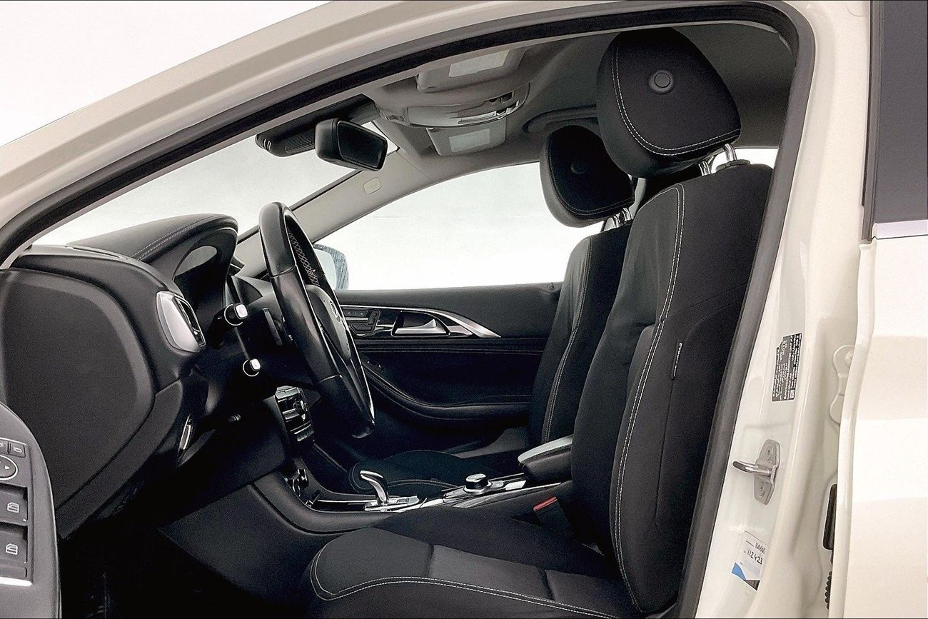 إنفينيتي QX30 Luxe | شامل الضمان | 0 ﺪﻔﻋﺓ ﺃﻮﻟﻯ