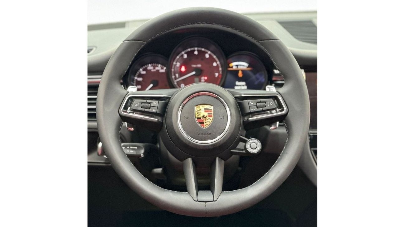 بورش ماكان *Brand New* 2024 Porsche Macan S, 2026 Porsche Warranty, Full Options, Delivery Kms, GCC