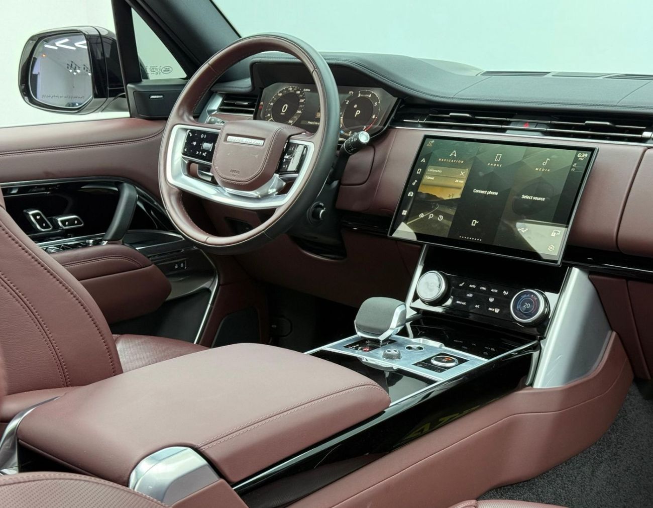 لاند روفر رينج روفر HSE P530 4.4L 2023 Range Rover Vogue P530 HSE, 2028 Range Rover Warranty + Service Pack, GCC