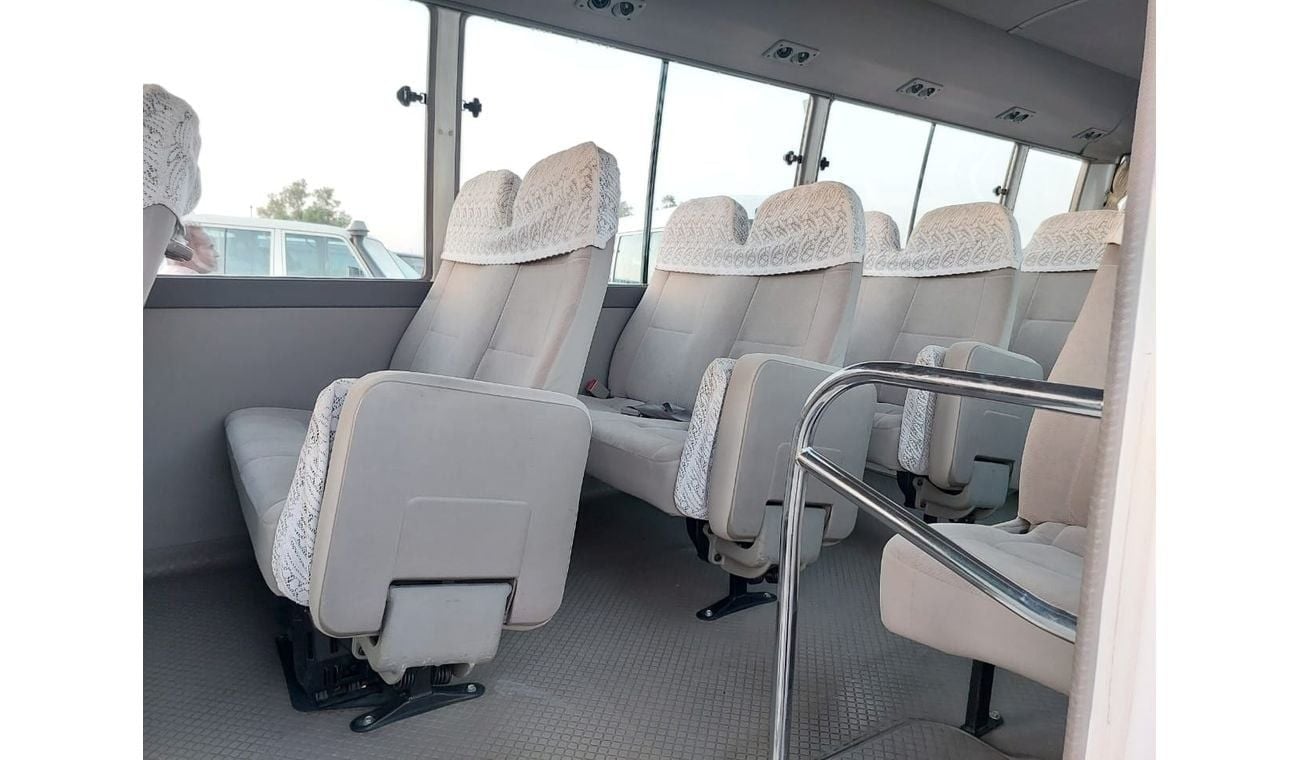 تويوتا كوستر TOYOTA COASTER BUS RHD 2007 MODEL 4.0 L DIESEL MANUAL(PM02761)