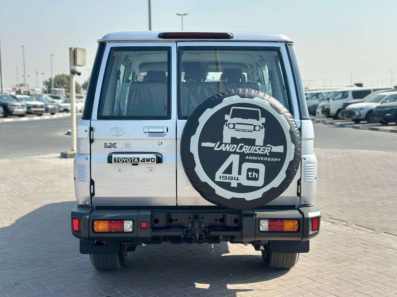 Toyota Land Cruiser 70 LC76 4.0L Petrol - Oman Spec Silver Color - 2025