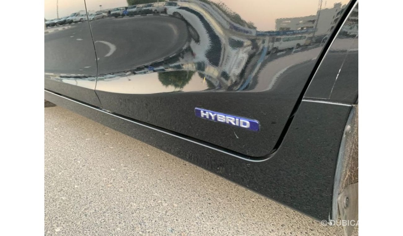 Lexus CT 200h F-SPORTS LIMITED HYBRID ENGINE 1.8L V4 2011 AMERICAN SPECIFICATION