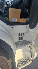 Hino 500 1927 7.6L 6-CYLINDER DIESEL