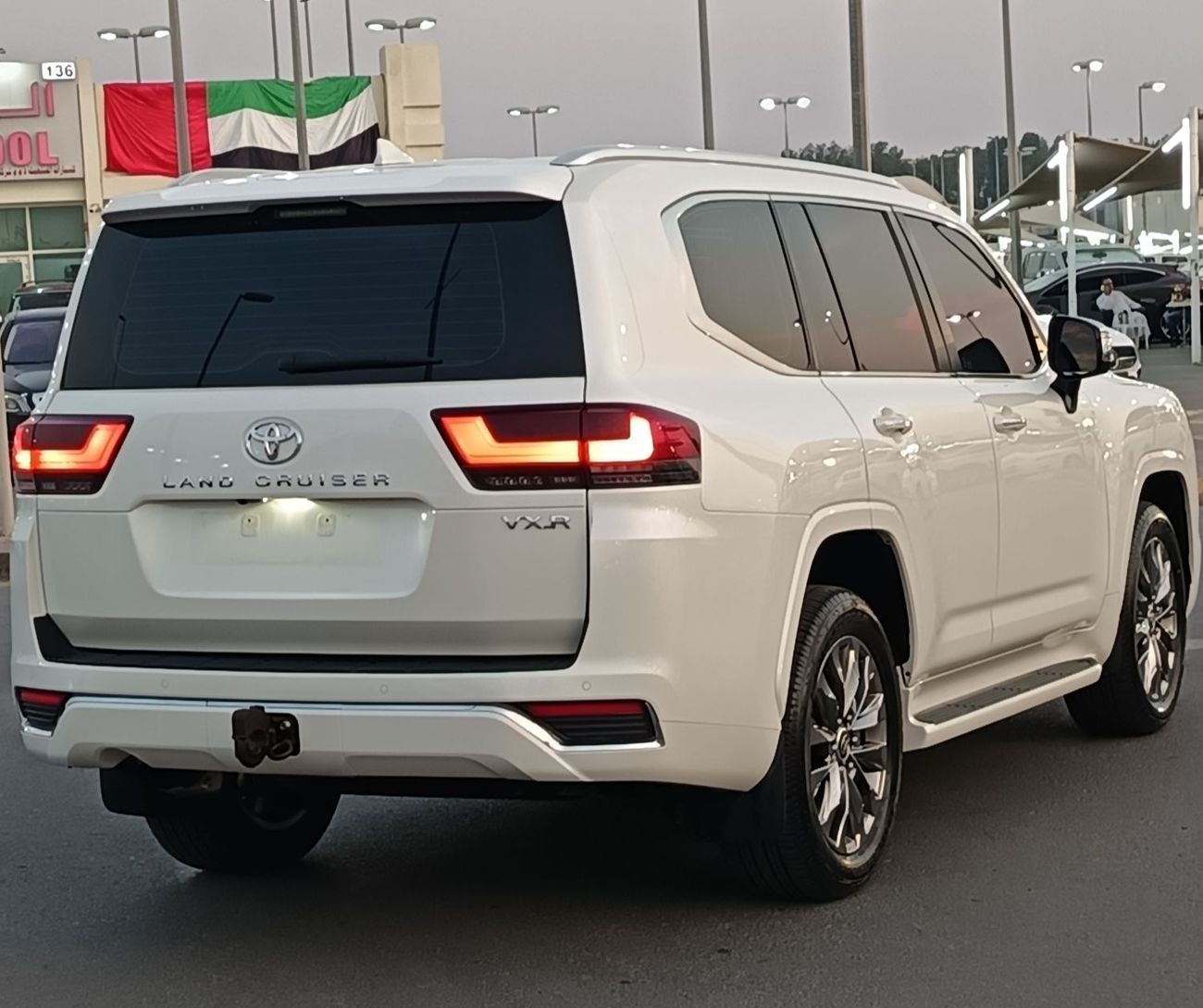 تويوتا لاند كروزر VXR 4.0L