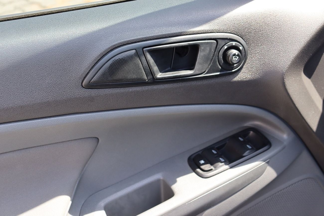 Ford EcoSport Ford Ecosport / 2015 / GCC / Free Accident / Only 79,000KM