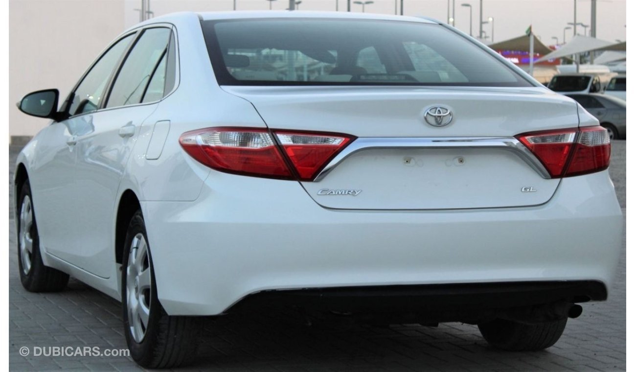Toyota Camry GL GL GL Toyota Camry 2016 GCC in excellent condition without accidents