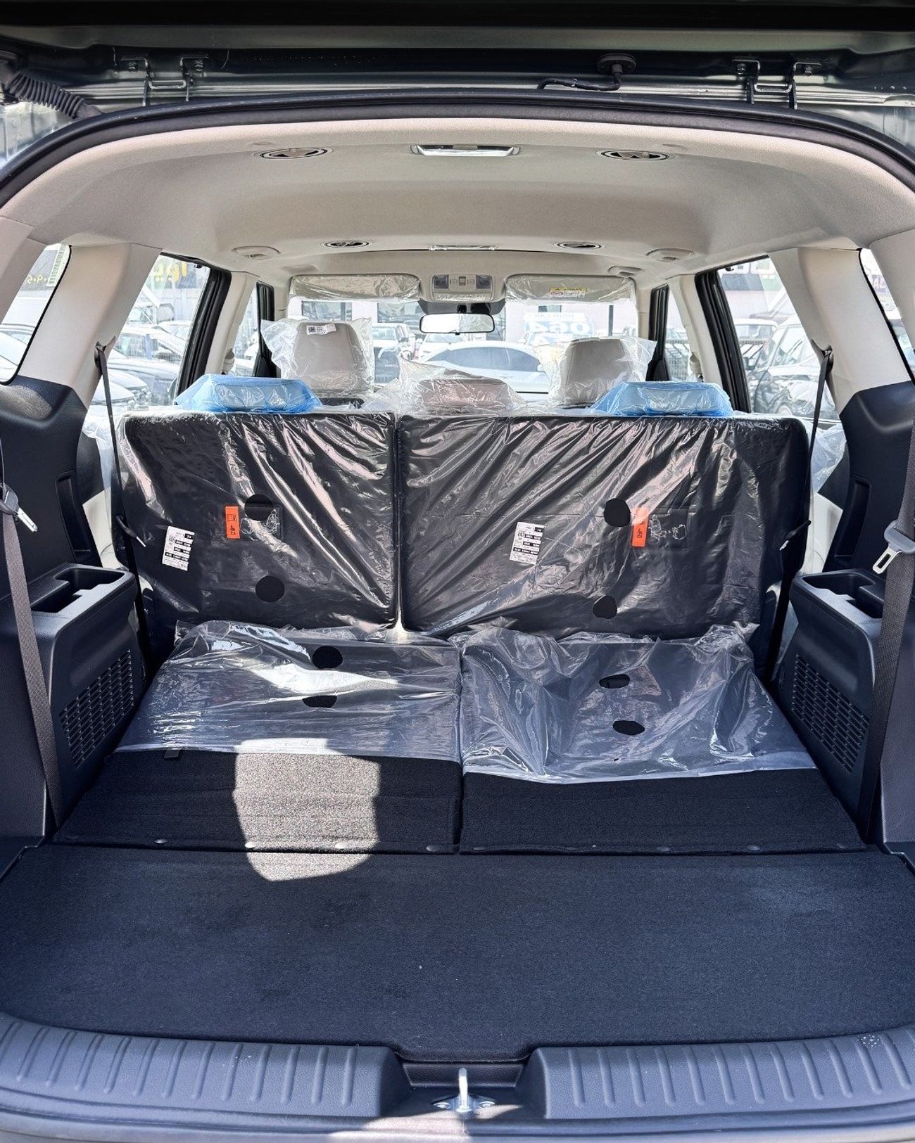 كيا كارينس KIA CARENS 1.5L -  2026 MODEL - GRAY color