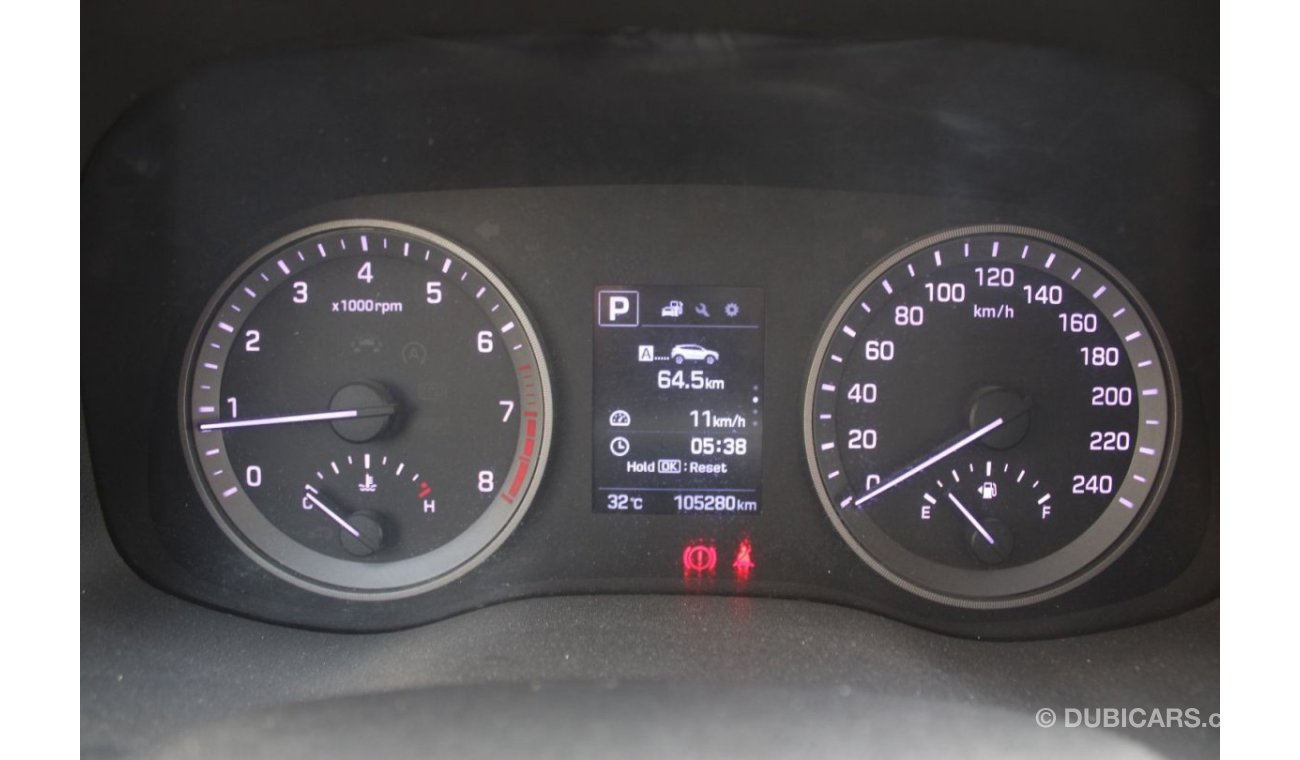 Hyundai Tucson GLS ACCIDENTS FREE - GCC - PERFECT CONDITION INSIDE OUT - 4WD