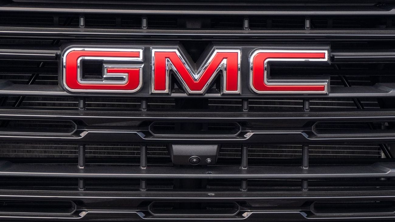 GMC Sierra 2026 GMC SIERRA 5.3L Petrol V8 (Export Price)