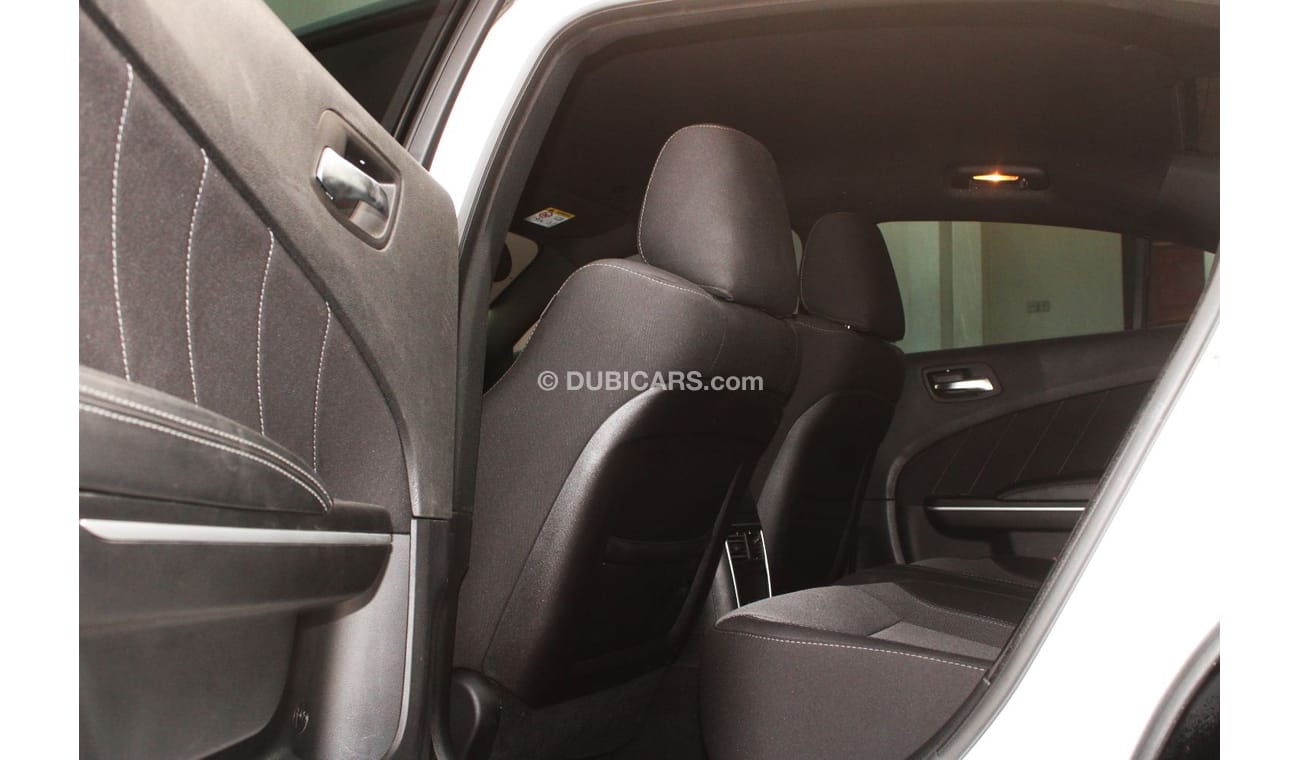 دودج تشارجر 3.6L SXT (متوسط) دودج تشارجر 2019 الفئة 2 خليجي بحالة ممتازة